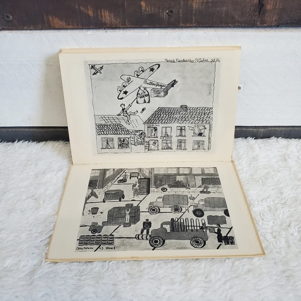 𝅺VINTAGE VTG Operation Vittles 1949 Hardcover Recipe Cookbook